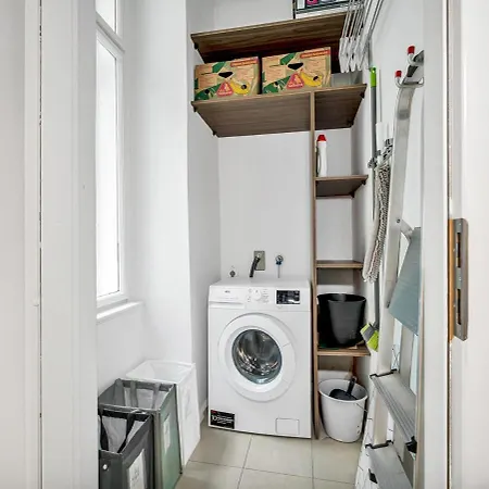 Apartmán Spacious Apartment By River Praha